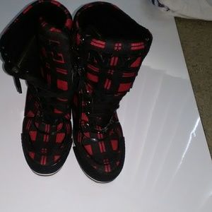 Red plaid wedge sneakers